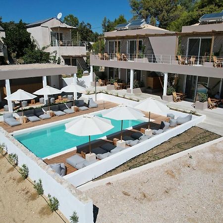 Arion Seaside Suites Paleros Esterno foto