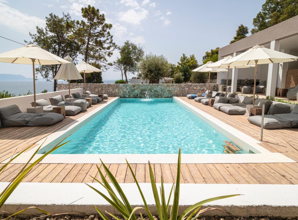 Arion Seaside Suites Paleros Esterno foto