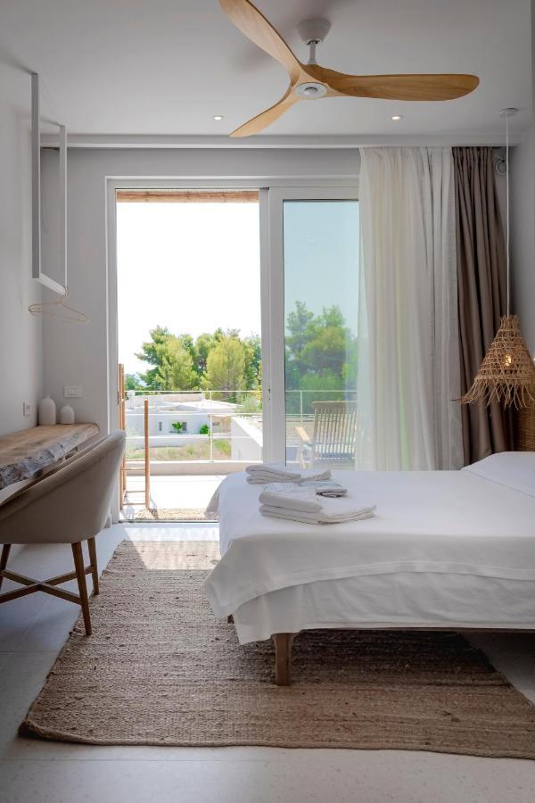 Arion Seaside Suites Paleros Esterno foto