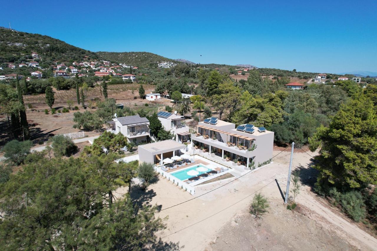 Arion Seaside Suites Paleros Esterno foto